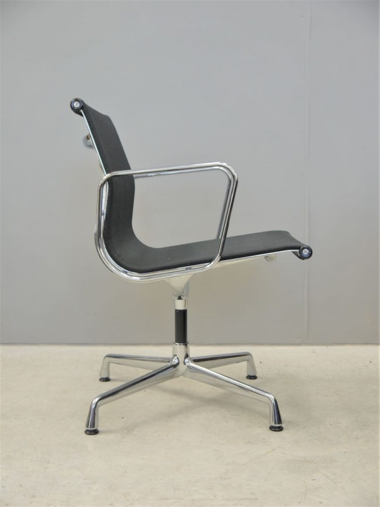 Charles and Ray Eames – EA108 Net Weave Chair